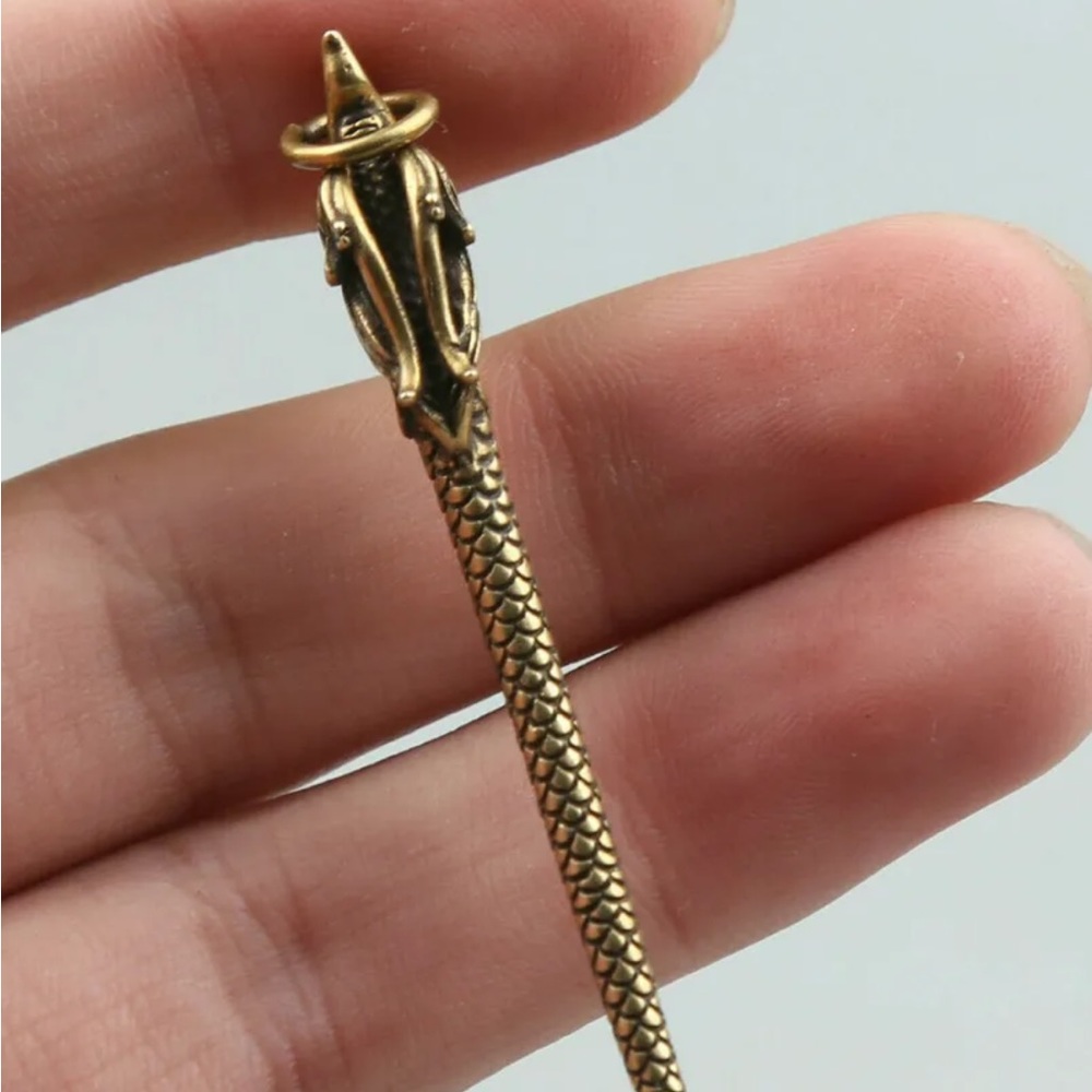 Vintage brass dragon snuff spoon - Picture 5 of 7